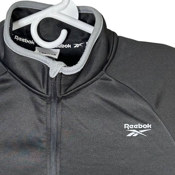 Reebok Jackets & Blazers - Reebok Quarter Zip Pullover Jacket Women's Medium Training Activewear Top‎ Black